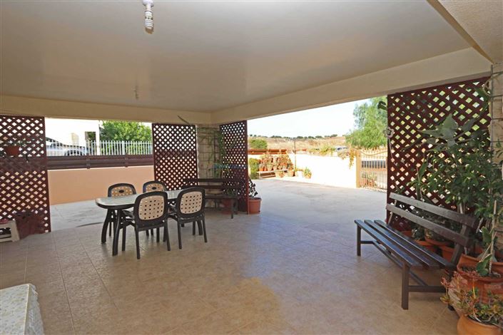 Image No.8-4 Bed Villa / Detached for sale
