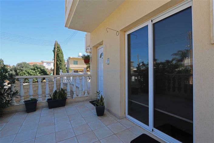 Image No.1-3 Bed Townhouse for sale