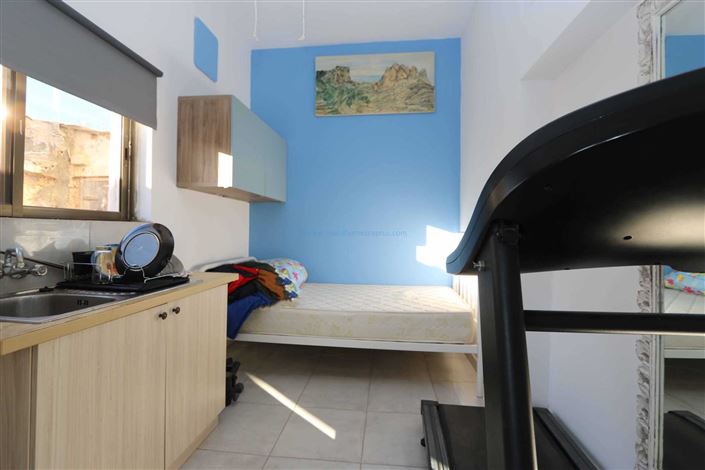 Image No.17-3 Bed Apartment for sale