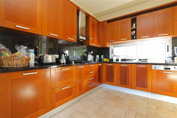 Image No.6-Villa / Détaché de 5 chambres à vendre à Paralimni