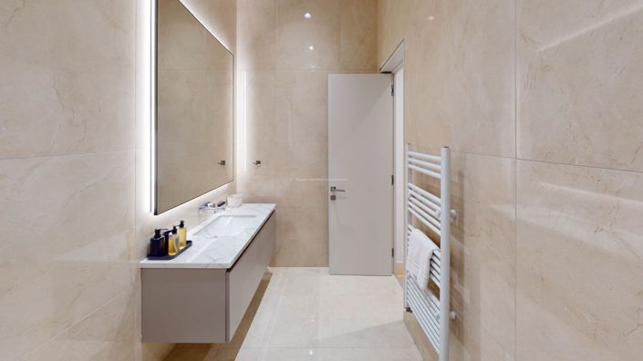 Image No.19-5 Bed Villa / Detached for sale