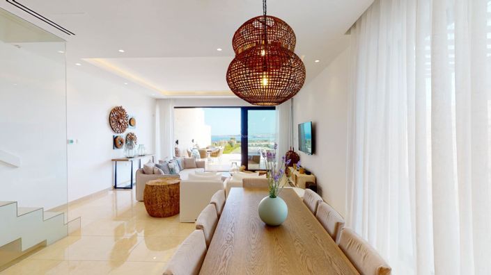 Image No.9-5 Bed Villa / Detached for sale