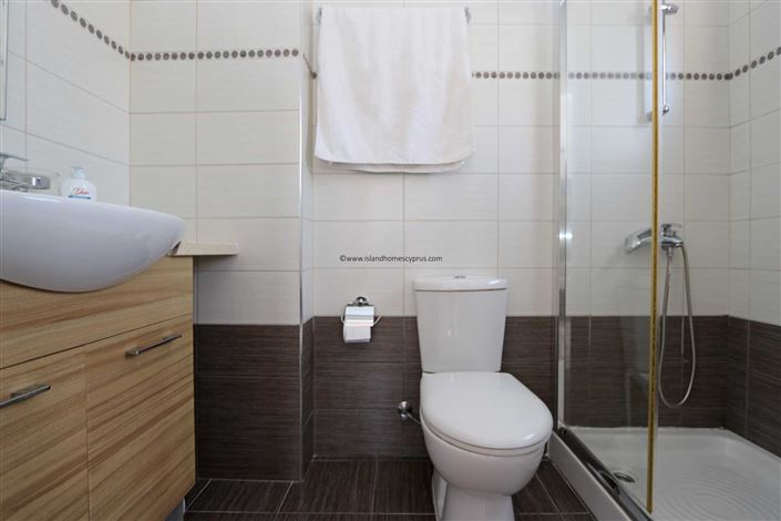 Image No.24-Villa / Détaché de 4 chambres à vendre à Pernera