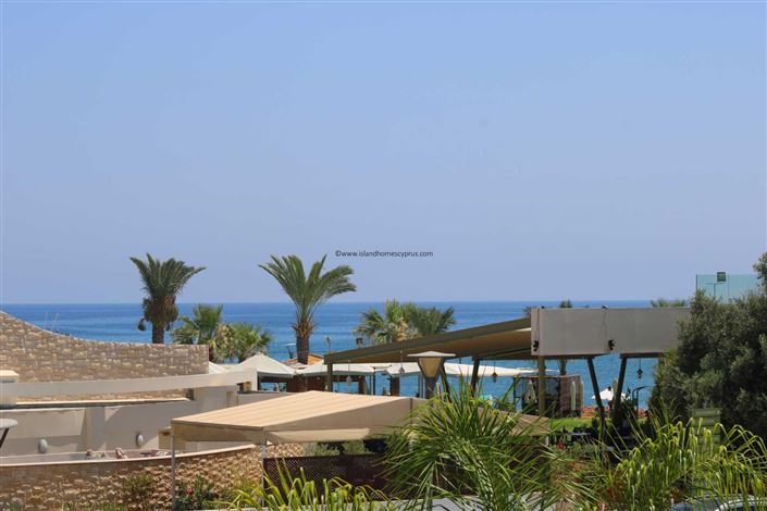 Image No.6-Villa / Détaché de 4 chambres à vendre à Pernera