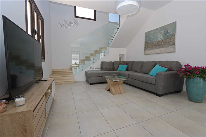 Image No.7-Villa / Détaché de 4 chambres à vendre à Pernera