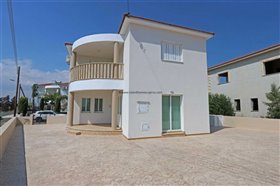 Image No.2-Villa / Détaché de 3 chambres à vendre à Vrysoules