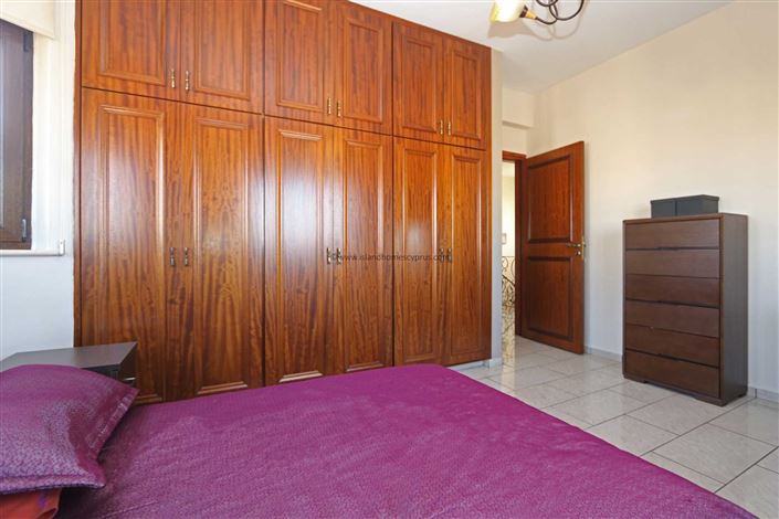 Image No.16-4 Bed Villa / Detached for sale