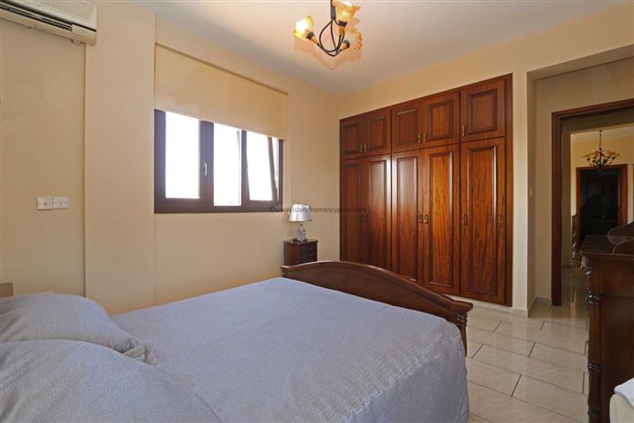 Image No.20-4 Bed Villa / Detached for sale