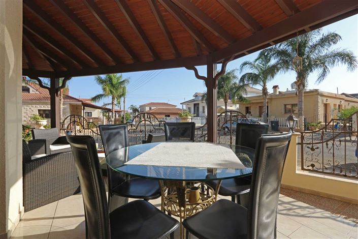 Image No.26-4 Bed Villa / Detached for sale