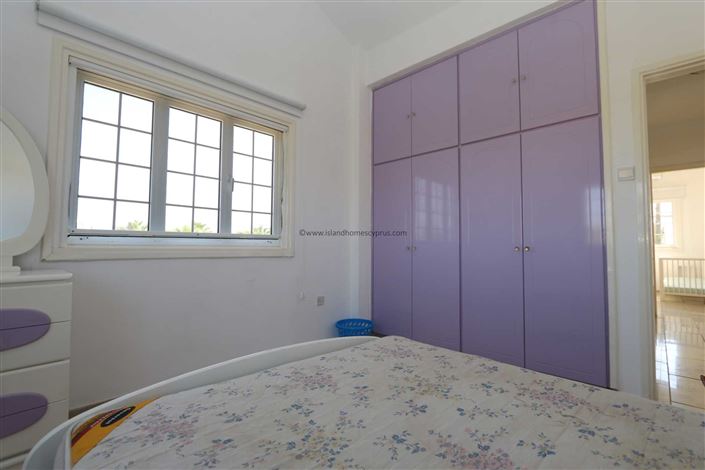 Image No.28-4 Bed Villa / Detached for sale