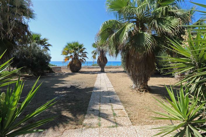 Image No.4-4 Bed Villa / Detached for sale