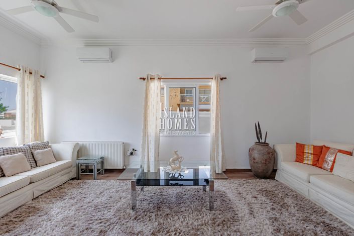 Image No.3-Bungalow de 2 chambres à vendre à Deryneia