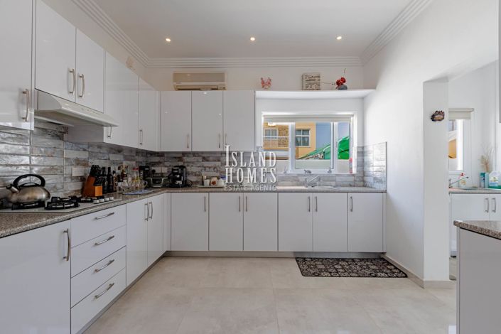 Image No.5-Bungalow de 2 chambres à vendre à Deryneia