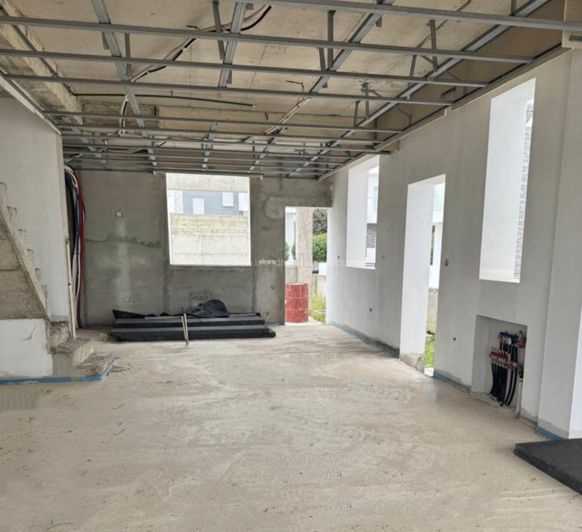 Image No.14-4 Bed Villa / Detached for sale