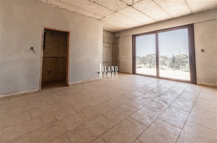 Image No.21-Villa / Détaché de 4 chambres à vendre à Paralimni