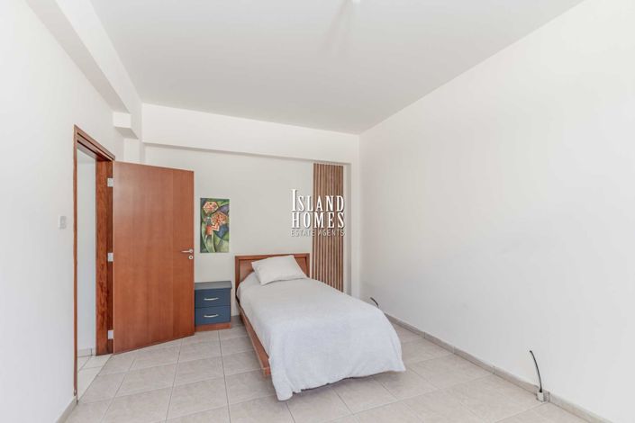 Image No.33-6 Bed Villa / Detached for sale