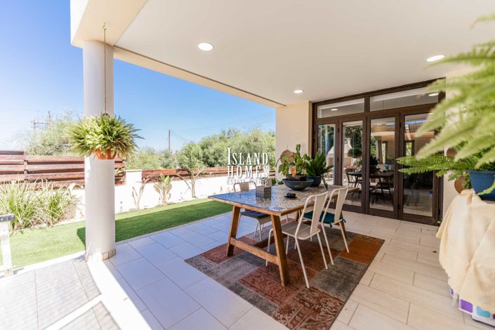 Image No.10-6 Bed Villa / Detached for sale