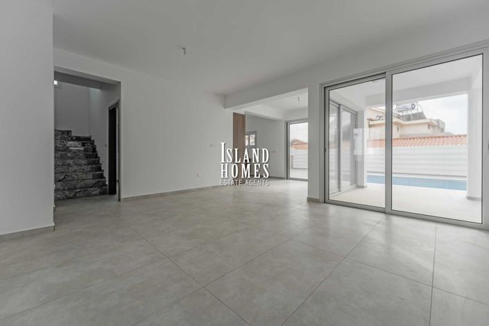 Image No.5-4 Bed Villa / Detached for sale