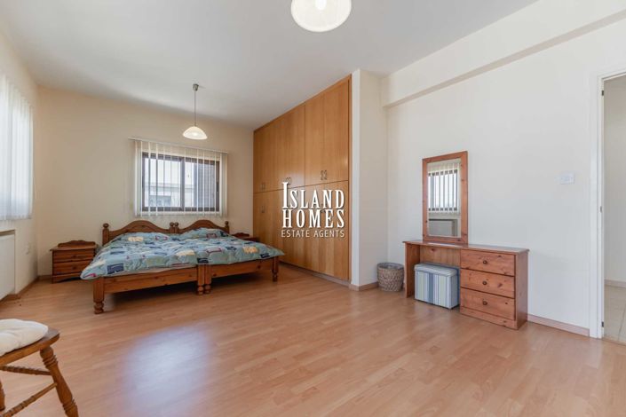 Image No.18-4 Bed Villa / Detached for sale