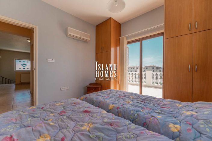 Image No.25-4 Bed Villa / Detached for sale