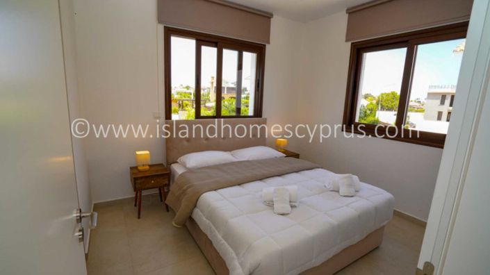 Image No.14-5 Bed Villa / Detached for sale