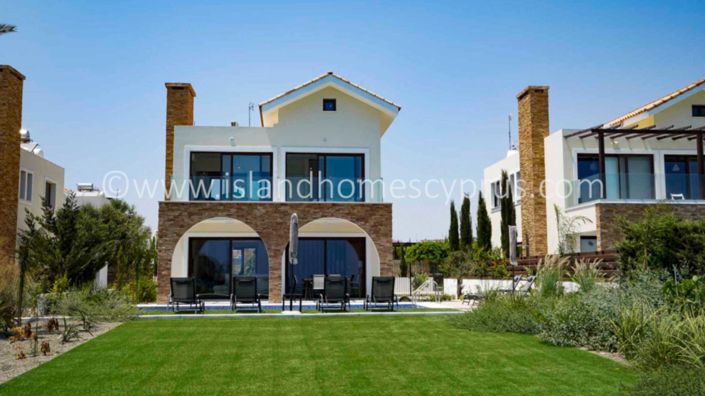 Image No.9-5 Bed Villa / Detached for sale