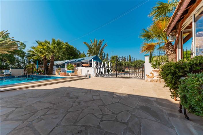 Image No.29-3 Bed Villa / Detached for sale