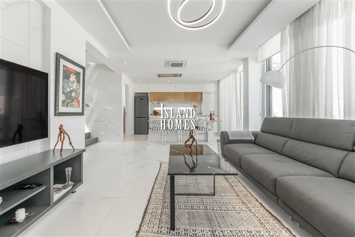 Image No.11-5 Bed Villa / Detached for sale