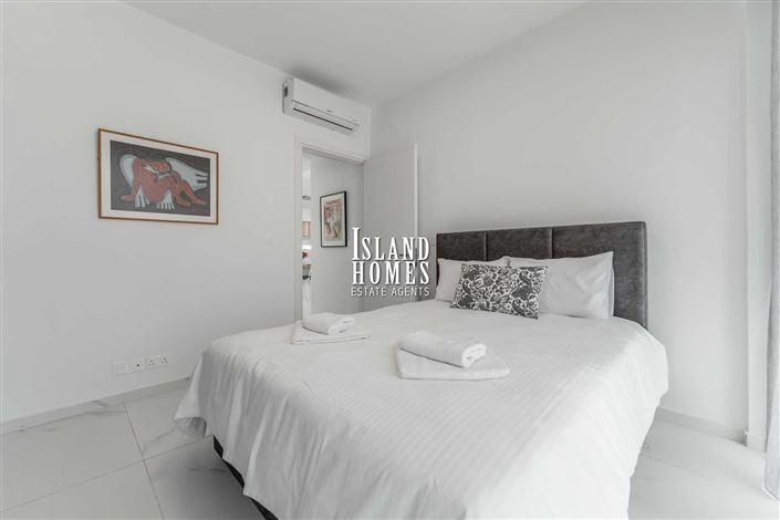 Image No.15-5 Bed Villa / Detached for sale