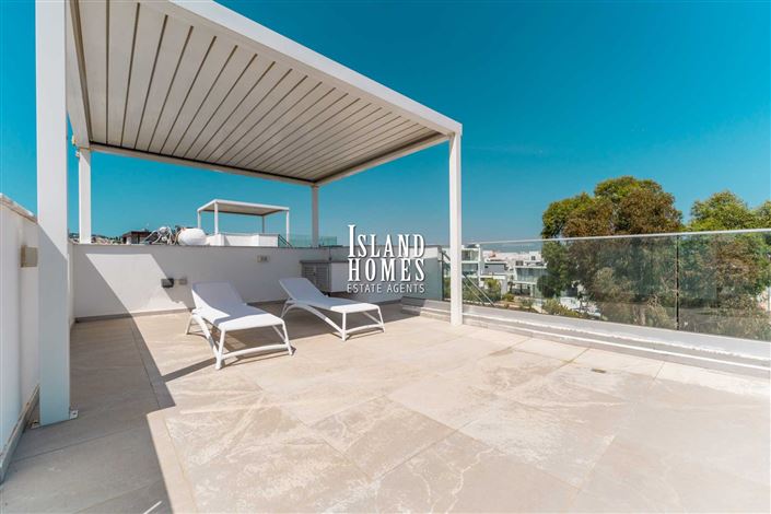 Image No.27-5 Bed Villa / Detached for sale