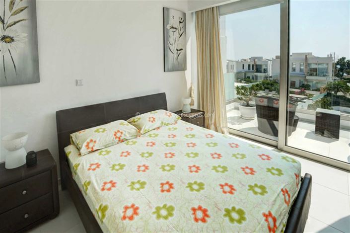 Image No.22-5 Bed Villa / Detached for sale