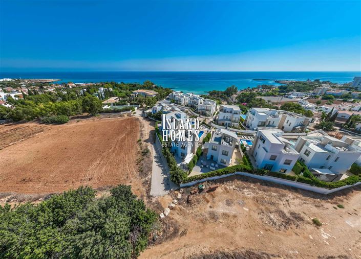 Image No.26-5 Bed Villa / Detached for sale