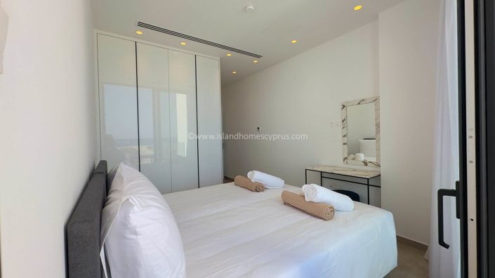 Image No.18-4 Bed Villa / Detached for sale