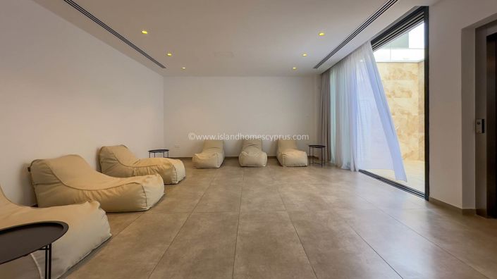 Image No.23-4 Bed Villa / Detached for sale