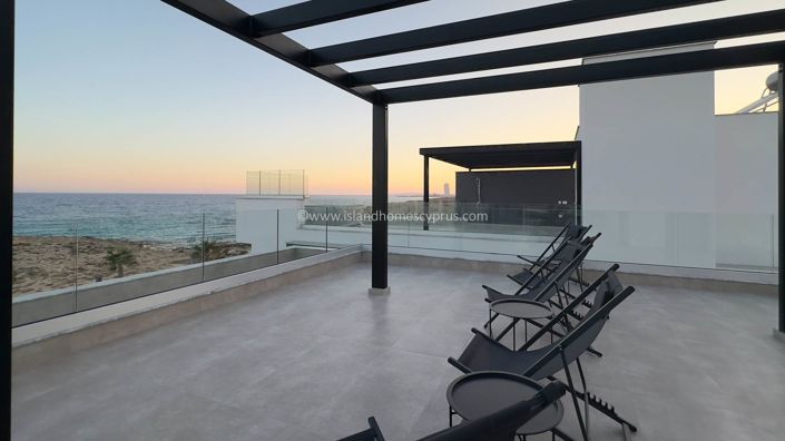 Image No.26-4 Bed Villa / Detached for sale