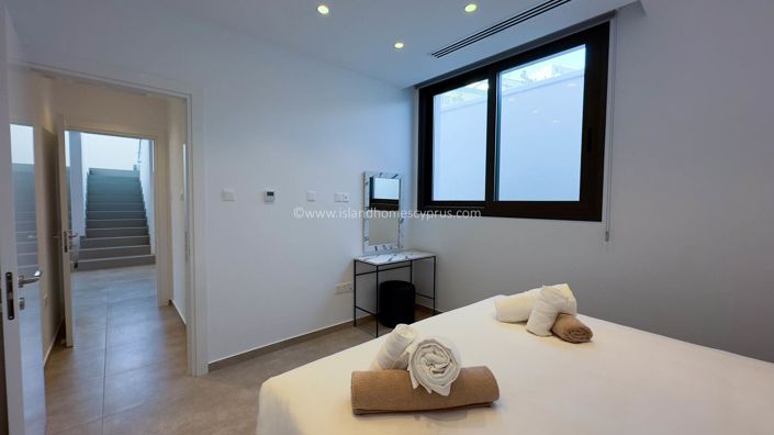 Image No.27-4 Bed Villa / Detached for sale