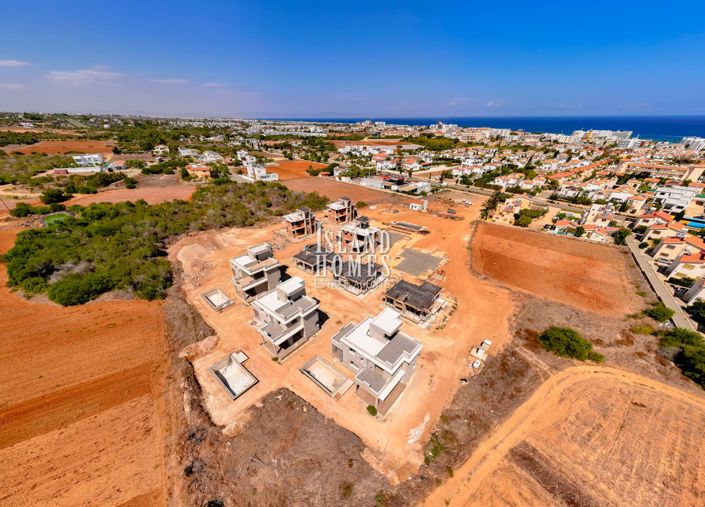 Image No.9-Villa / Détaché de 4 chambres à vendre à Protaras