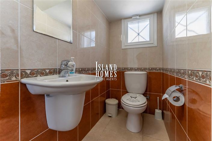 Image No.16-Villa / Détaché de 4 chambres à vendre à Protaras