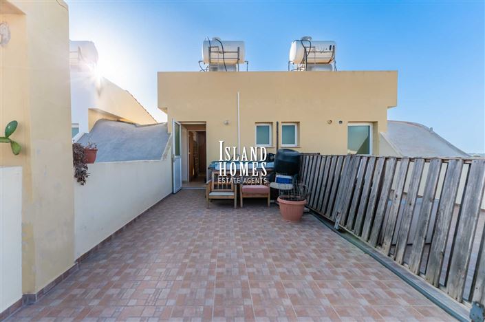 Image No.5-3 Bed Townhouse for sale