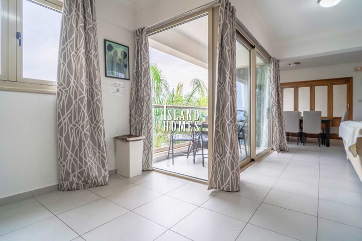 Image No.12-3 Bed Apartment for sale