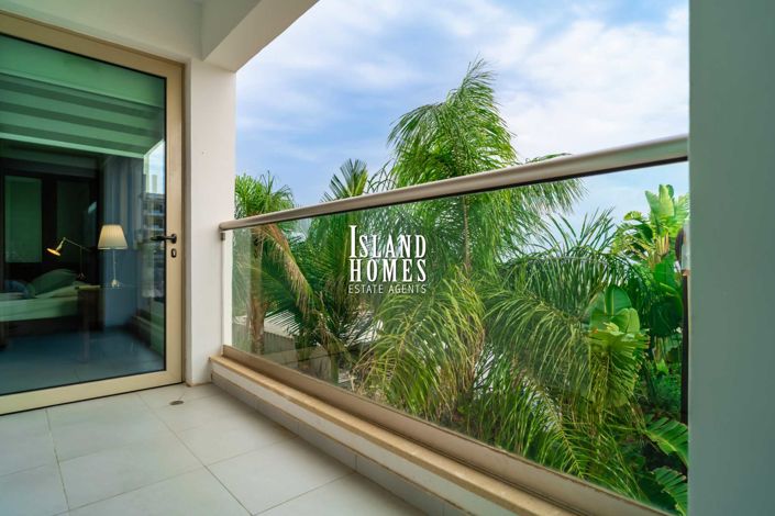 Image No.22-3 Bed Apartment for sale