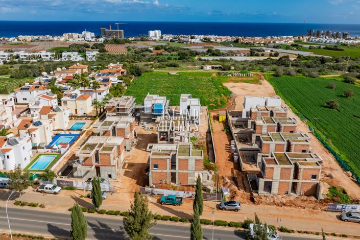 Image No.24-4 Bed Villa / Detached for sale