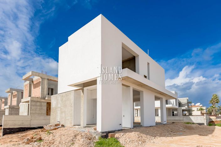 Image No.3-4 Bed Villa / Detached for sale