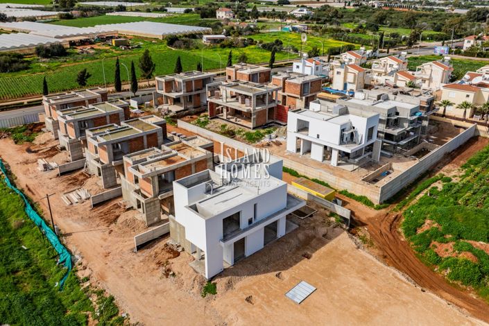 Image No.16-3 Bed Villa / Detached for sale