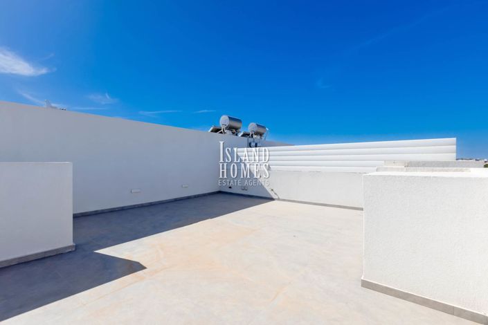 Image No.22-2 Bed Apartment for sale