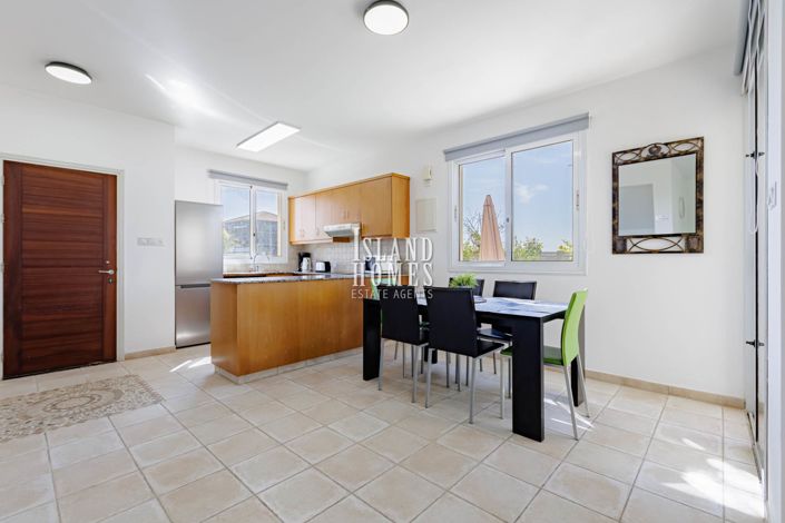 Image No.11-Villa / Détaché de 3 chambres à vendre à Ayia Thekla