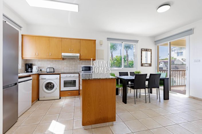 Image No.5-Villa / Détaché de 3 chambres à vendre à Ayia Thekla