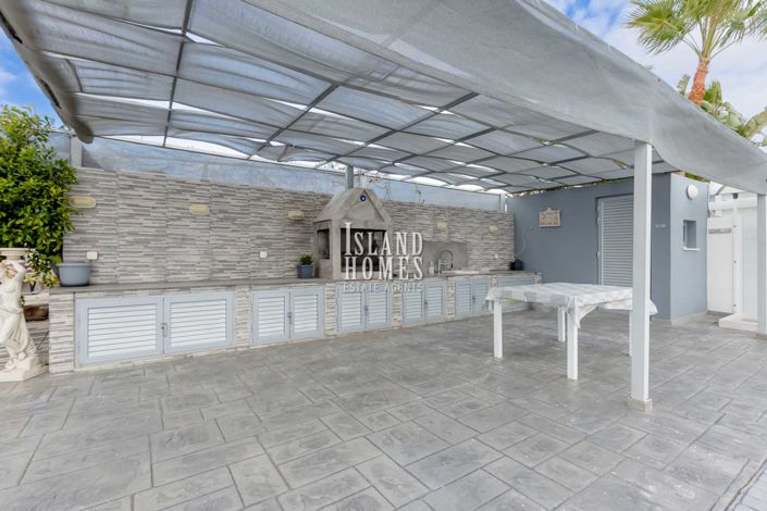 Image No.18-Villa / Détaché de 5 chambres à vendre à Paralimni