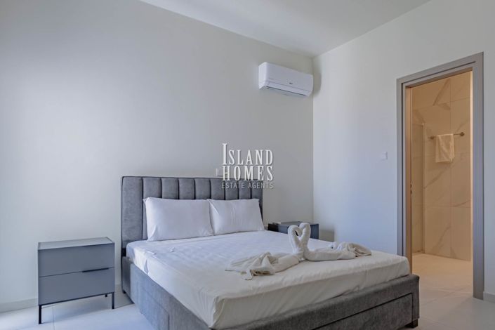 Image No.15-2 Bed Apartment for sale