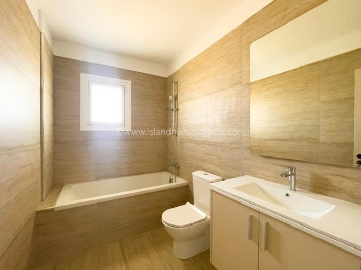 Image No.17-Appartement de 2 chambres à vendre à Deryneia